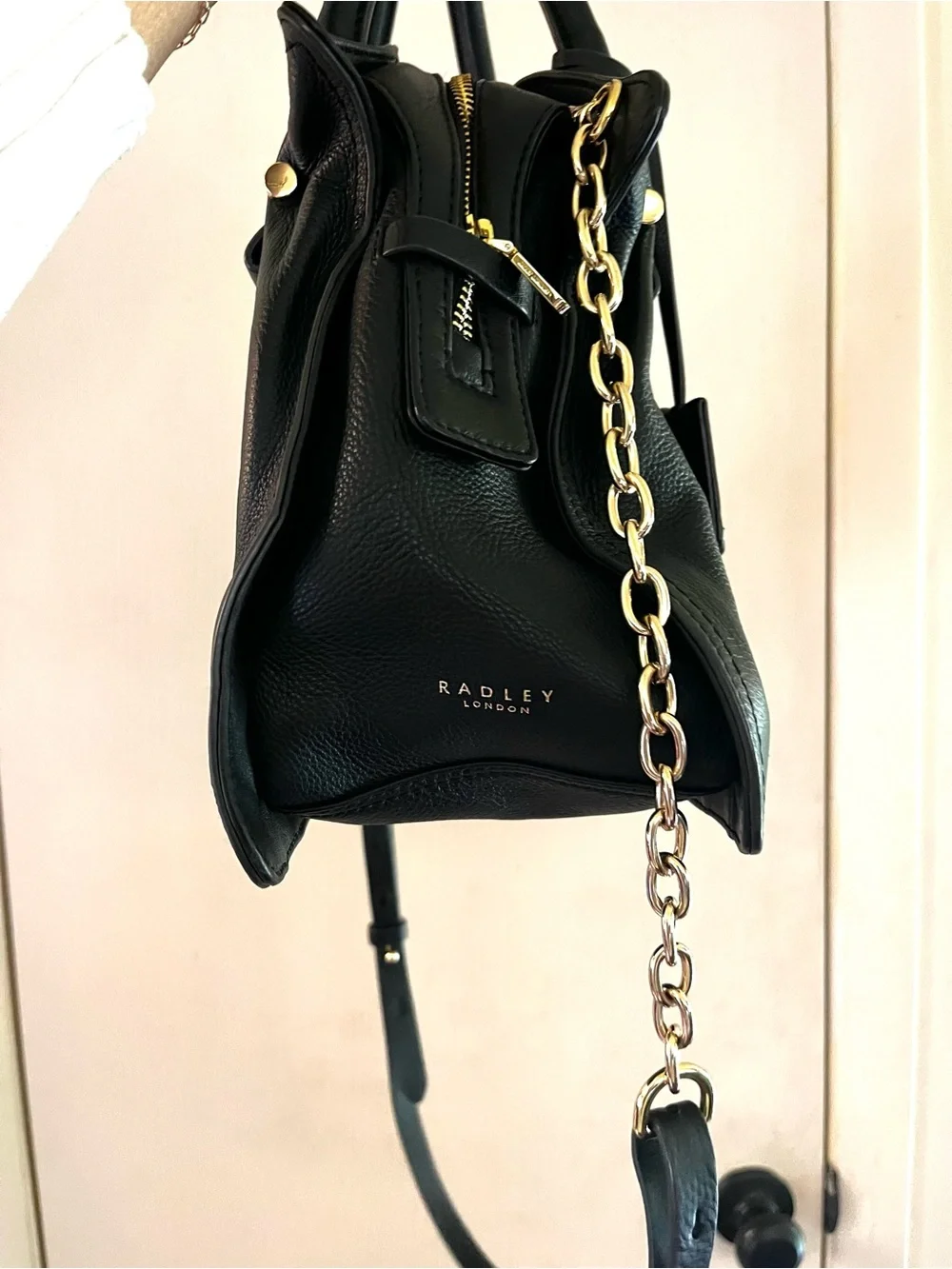 Radley London Pebbled Leather Crossbody Gold Hardware Quiet Luxury Satchel